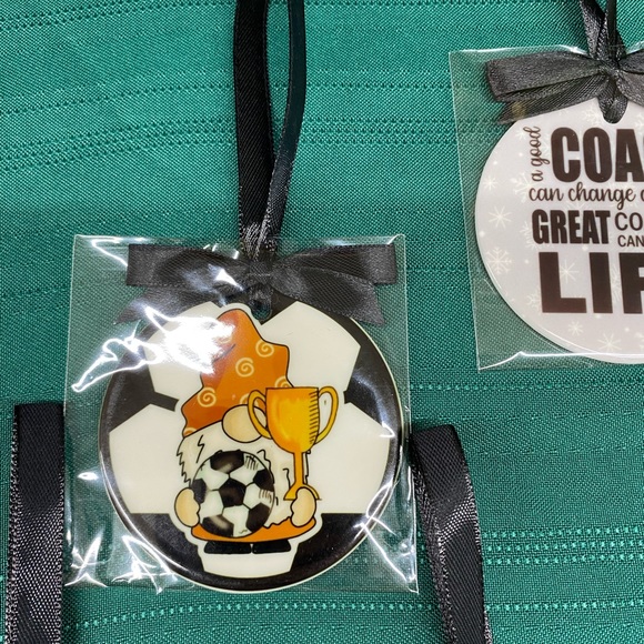 Handmade Ceramic Ornaments Sports Motif Personalizable - Picture 4 of 8